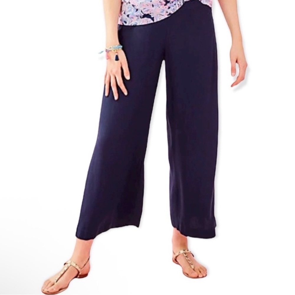 Lilly Pulitzer Avery Crop Pants - True Navy - Size 6 preppy coastal minimalist